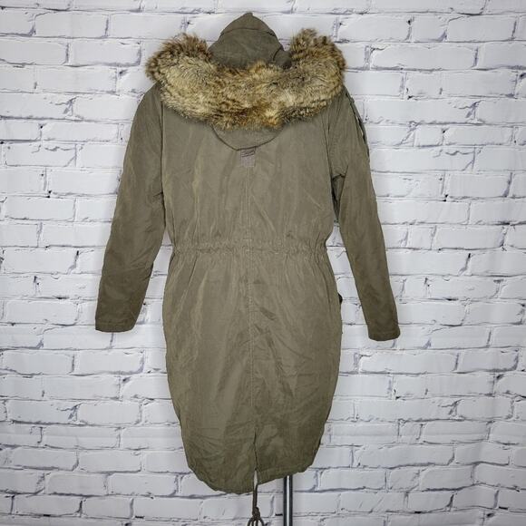 Miss Selfridge LUXE Parka with Faux Fur Hood Trim, size 2 - Picture 3 of 9
